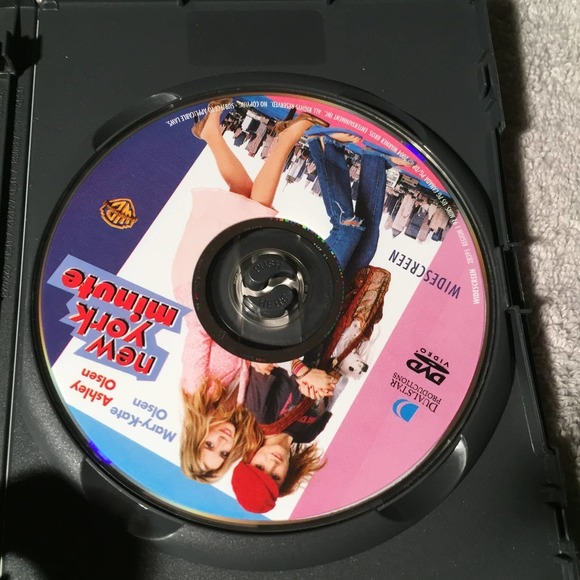 New York Minute - DVD Movie - Picture 2 of 4